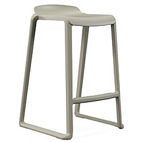 Postura One Piece Low Back Stool