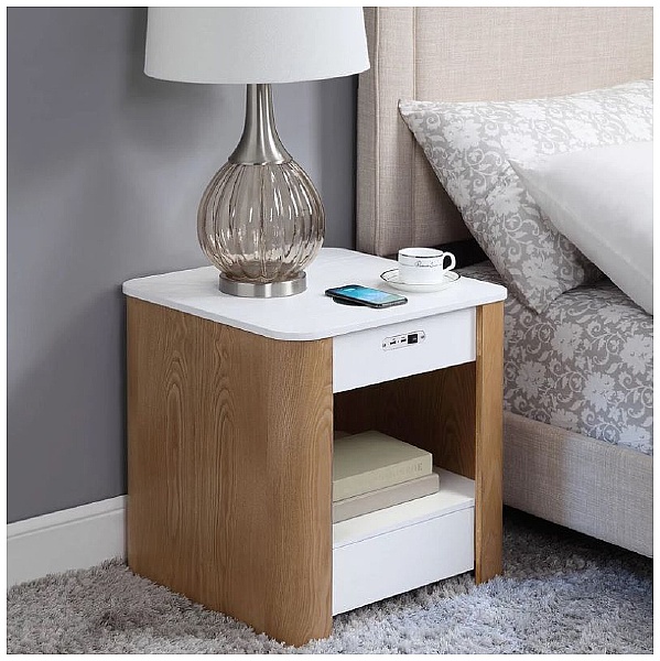 Pacific Side Table With Smart Charging